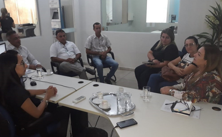 Técnicos da SICS discutem implantação do Polo de Confecções  com Prefeitura e Sebrae  