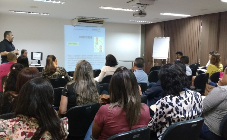 Objetivo do curso é que mais servidores estaduais estejam aptos a atuar como fiscais de contratos