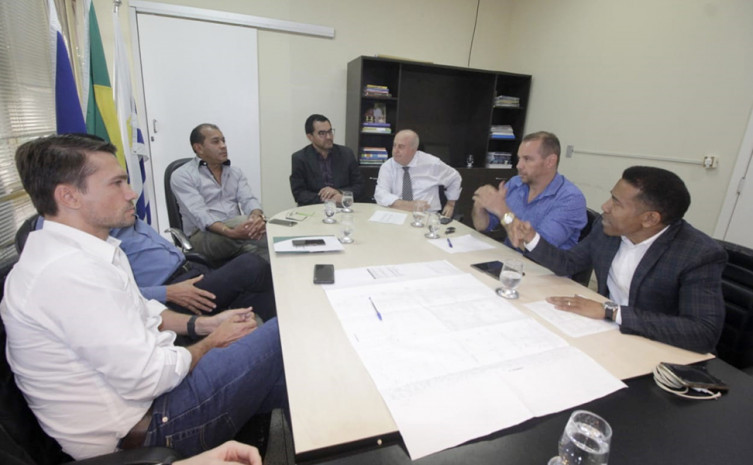 Vice-governador do Estado participa de reunião com segmento automotivo para implantação de área específica para o setor