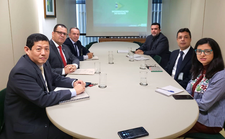 Reunião foi realizada pela Secretaria-Geral da Presidência, em Brasilia, nesta segunda-feira