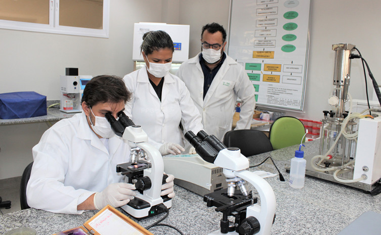 Pesquisas são desenvolvidas em laboratórios de instituições de ensino superior do Tocantins