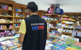 Procon Tocantins divulga itens que não podem ser cobrados na lista de material escolar