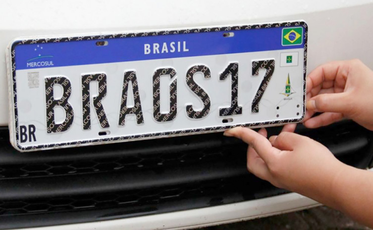 Exemplo modelo de Placa Mercosul