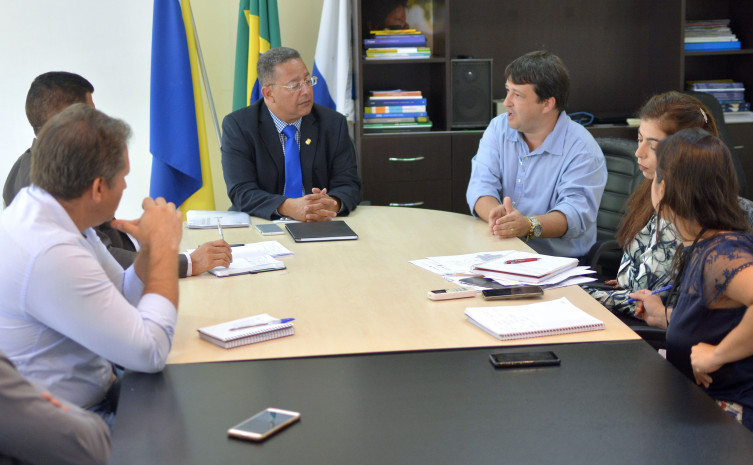 Governo do Tocantins firma parceria com Faciet para ativar o associativismo comercial e industrial