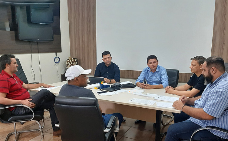 Reunião ocorreu na manhã desta quinta-feira, 23
