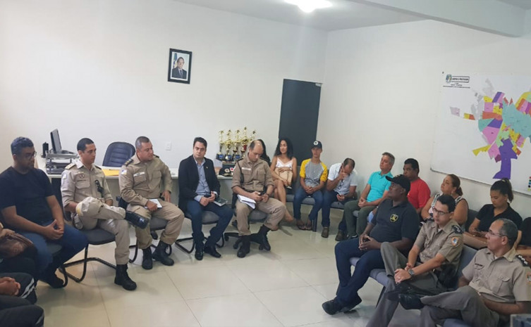 Tenente-coronel Jaime expondo as estratégias de trabalho da Unidade durante o Carnaval 2020