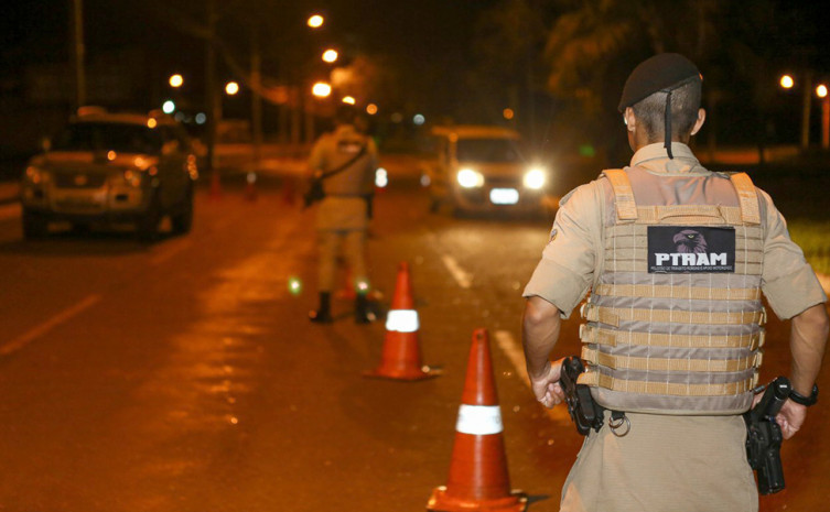 Blitz em locais estratégicos foram realizadas no período carnavalesco com apoio de equipes especializadas
