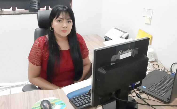 Sandra Costa, assessora administrativa e financeiro