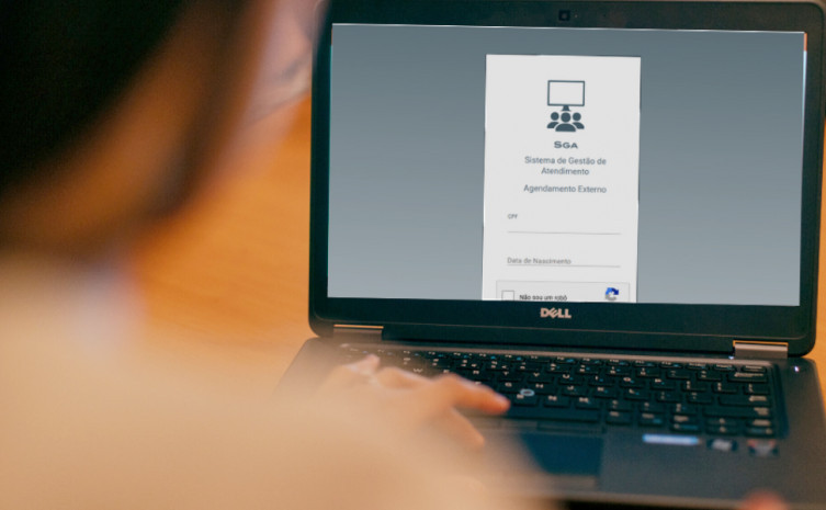 O agendamento realizado pelo SGA evita aglomerações, preservando a saúde e segurança de servidores e usuários 