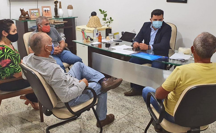 Reunião com produtores ocorreu nesta quinta-feira, 9, na Secretaria da Agricultura 