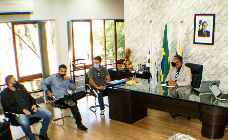 Tom Lyra recebeu empresários e gestores do Naturatins