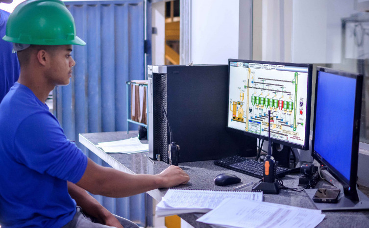 Setor da construção civil segue na liderança das contratações no período de pandemia