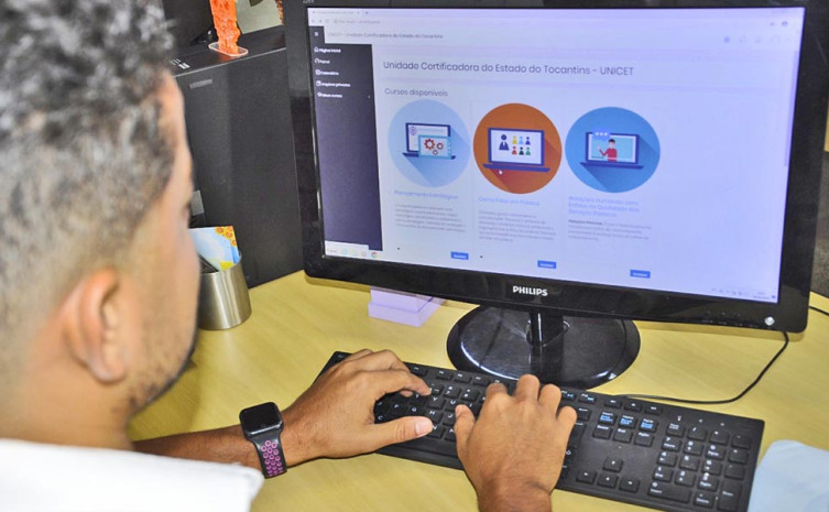 Os cursos podem ser acessados nos ambientes de aprendizado da ATI ou Secad