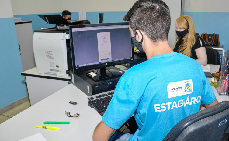 Candidatos podem acompanhar todo o processo seletivo por meio do portal do IEL