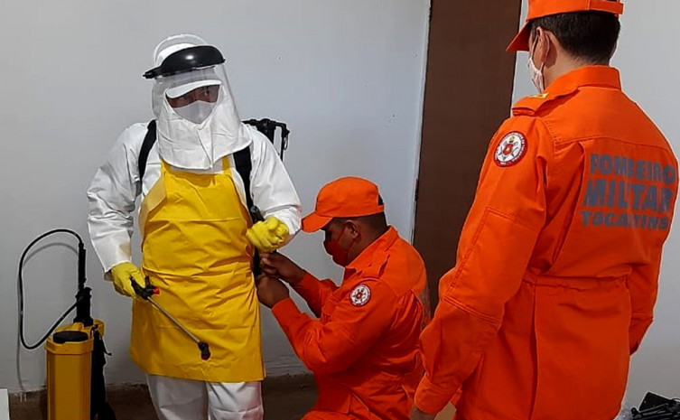 Treinamento para desinfecção realizado pelo Corpo de Bombeiros Militar do Tocantins
