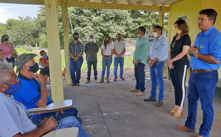 Equipe do Governo do Tocantins orienta sobre linha de crédito de até R$ 200 mil para cultivo de tilápia