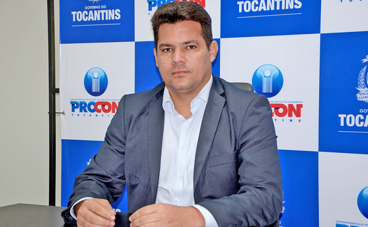 Walter Viana reforça importância de orientar a população sobre o uso do PIX  