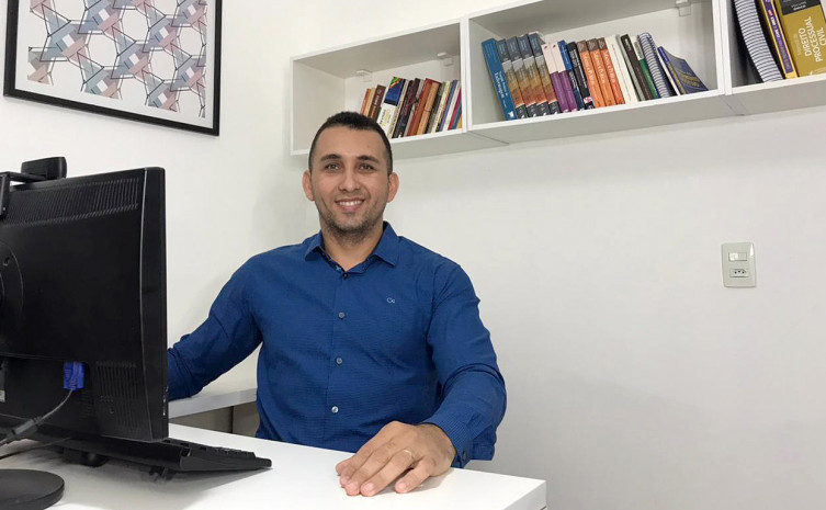 Estudo é de autoria do enfermeiro Dennis Gonçalves Novais, docente da Universidade Estadual do Tocantins e mestre em Sanidade Animal e Saúde Pública pela EMVZ da UFT