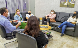 Adetuc e UFT alinham propostas para colaboração mútua