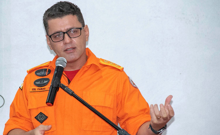 Presidente da Comissão de Concurso, coronel Carlos Eduardo Farias, deseja boa sorte aos inscritos