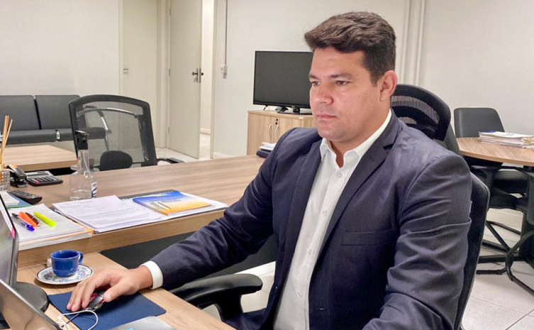 Superintendente do Procon Tocantins, Walter Viana, ressalta a importância de abordar leis e deveres aos consumidores