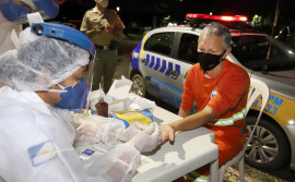 Polícia Militar do Tocantins realiza testagem para diagnóstico da Covid-19, na Praça do Girassóis