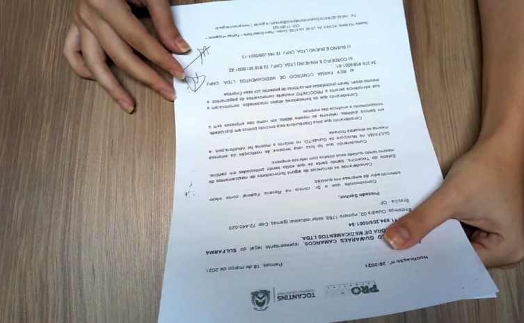 A notificação ocorreu após uma reunião com representantes do Conselho Regional das Farmácias (CRF) denunciando a situação, em 18 de março