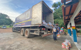 Governo do Tocantins entrega 56 toneladas em kits de alimentos para 22 municípios tocantinenses