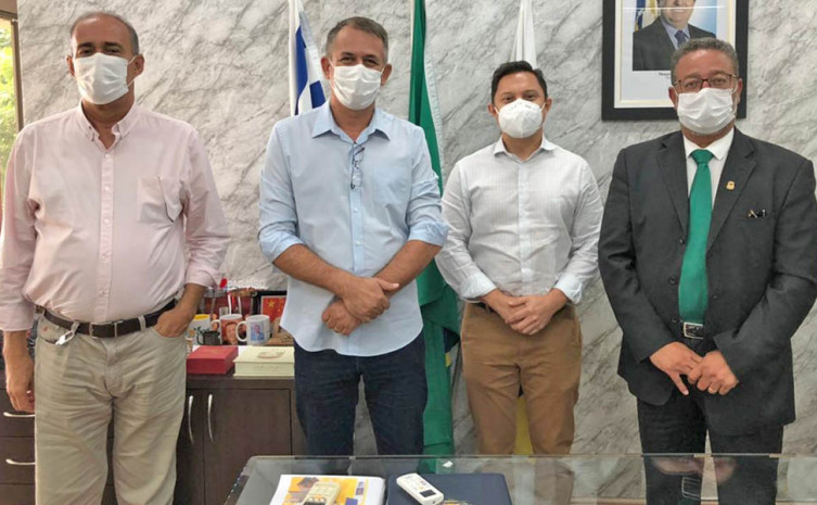 Secretário Tom Lyra se reuniu com os empresários Gilmar Gonçalves, presidente da Agronorte, e Evandro Watanabe, vice-presidente do Grupo Americano