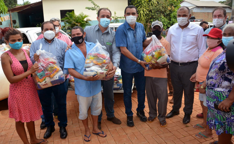 Entregas ocorreram nesta sexta, 30, em Palmas, no Distrito de Buritirana e no PA Entre Rios, com a presença do vice-governador Wanderlei Barbosa