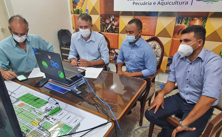   Jaime Café apresenta ações de desenvolvimento do agronegócio a prefeitos e secretários municipais tocantinenses