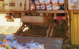 Entrega de cestas básicas do Governo do Tocantins à classe artística e cultural chega aos municípios de Mateiros e São Félix