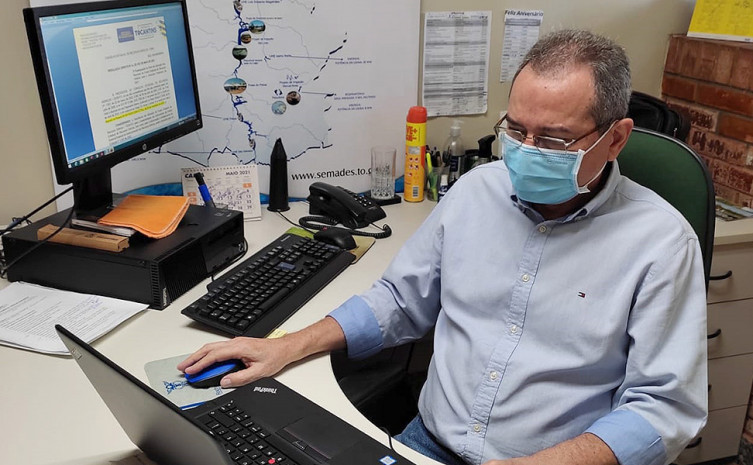 Diretor de Planejamento e Gestão dos Recursos Hídricos da Secretaria do Meio Ambiente e Recursos Hídricos, Aldo Azevedo, durante reunião