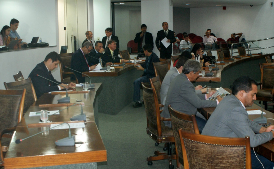 Projetos da LOA e PPA são aprovados pelos deputados nesta quinta-feira, 17. Foto Elcio Dias. Governo do Tocantins.JPG