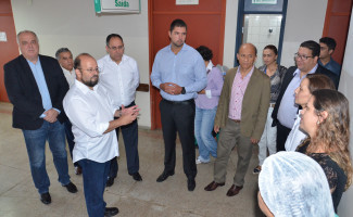 Secretários de Estado visitam Hospital Geral de Palmas e levantam demandas