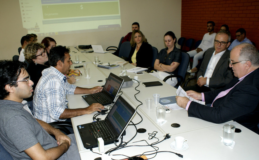 Foto. Elcio Dias.Governo do Tocantins. Reunião com equipe técnica sobre monitoramento das ações de governo.JPG