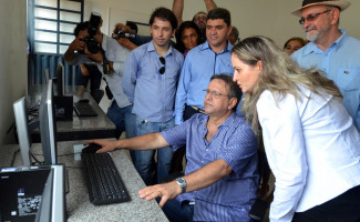 Unitins movimenta Bico do Papagaio com entrega de benefícios em dois Câmpus 