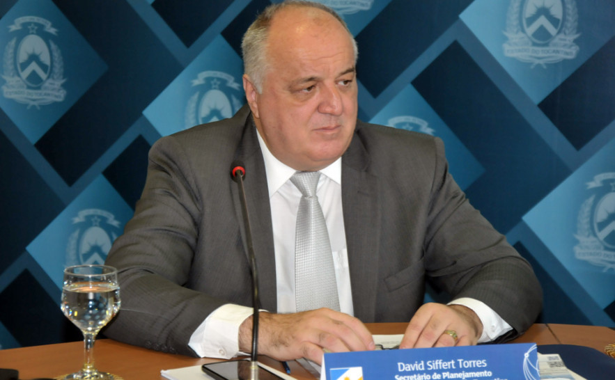 Secretário David Torres na reunião no Paalácio Araguaia.2.6.16.jpg