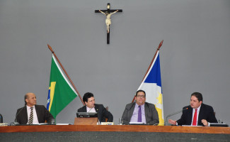 Paulo Antenor apresenta situação financeira  do Estado em audiência com atividades