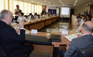 Autoridades estaduais se reúnem em Brasília no Fórum de Governadores 