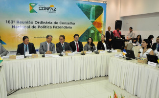 Paulo Antenor recebe secretários da Fazenda no 163º Confaz