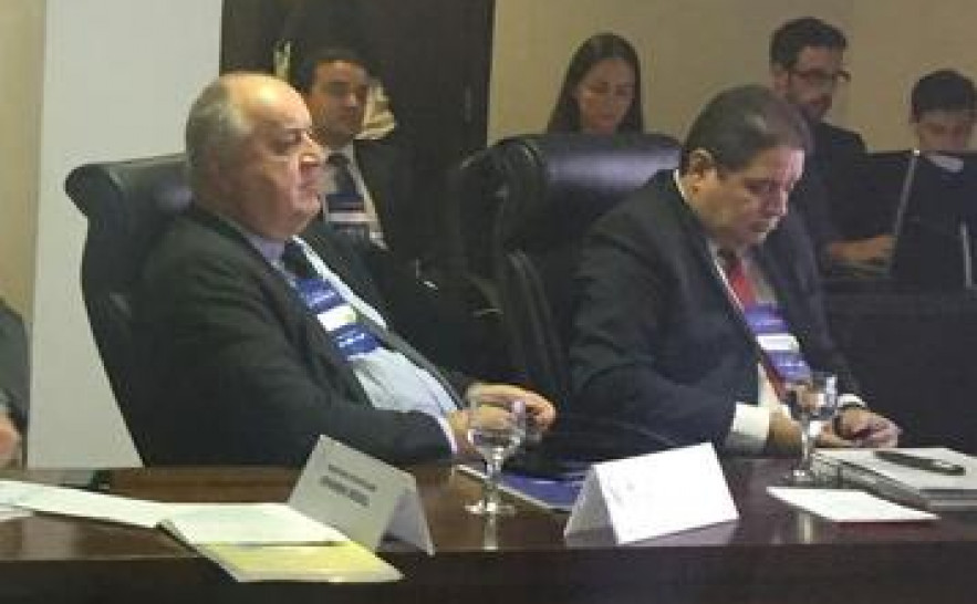 David Torres representa o Tocantins na reunião que define pauta do Fórum de Governadores Brasil Central.jpg
