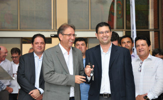 Governador entrega 51 veículos para serem utilizados nas atividades do Fisco