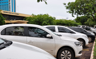 Pagamento do IPVA com desconto para finais de placa 1 e 2 pode ser feito até dia 15