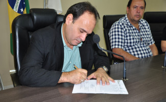 Araguaína assina termo de parceria do Programa Educação Fiscal