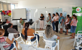 Professores vivenciam práticas pedagógicas em oficina sobre Educação Fiscal 