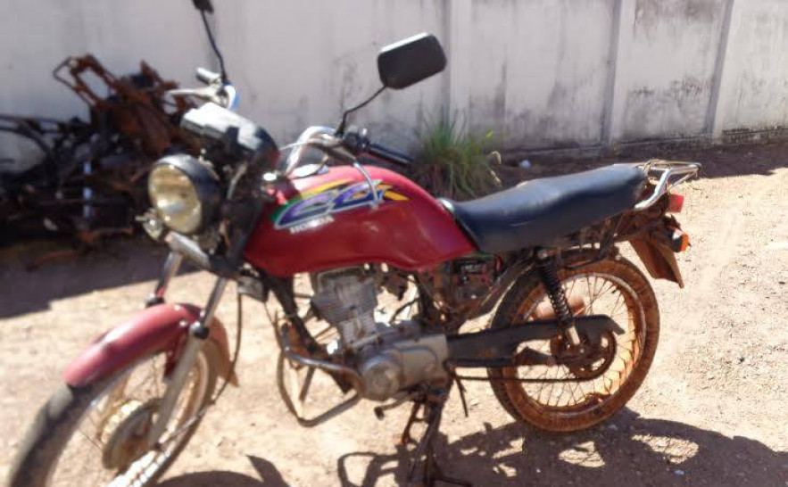 Moto furtada é apreendida pela Polícia Civil - Autor DPC de Formoso do Araguaia.jpg