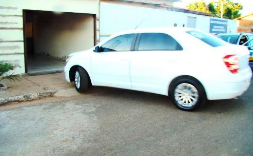 Carro apreendido em Operação Caça Fantasma - Autor DRPC de Dianópolis.jpg