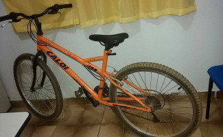 Suspeito de praticar vários furtos vai à delegacia com bicicleta furtada e é  preso pela polícia civil 