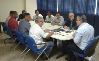 Secretário da Segurança Pública recebe vereadores da região sudeste do Estado